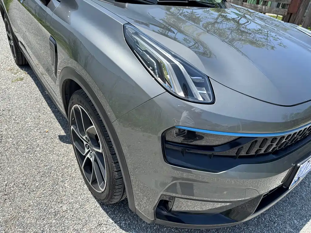 Lynk & Co 05 2020 2.0TD two-wheel drive shines Halo купить на сайте DeffCars