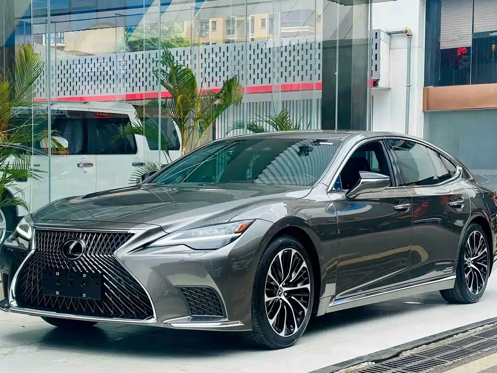 Lexus LS 2021 500h Executive Edition купить на сайте DeffCars
