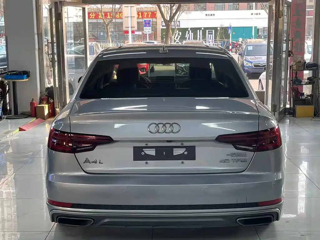 Audi A4L 2019 40 TFSI Fashion Type National VI купить на сайте DeffCars