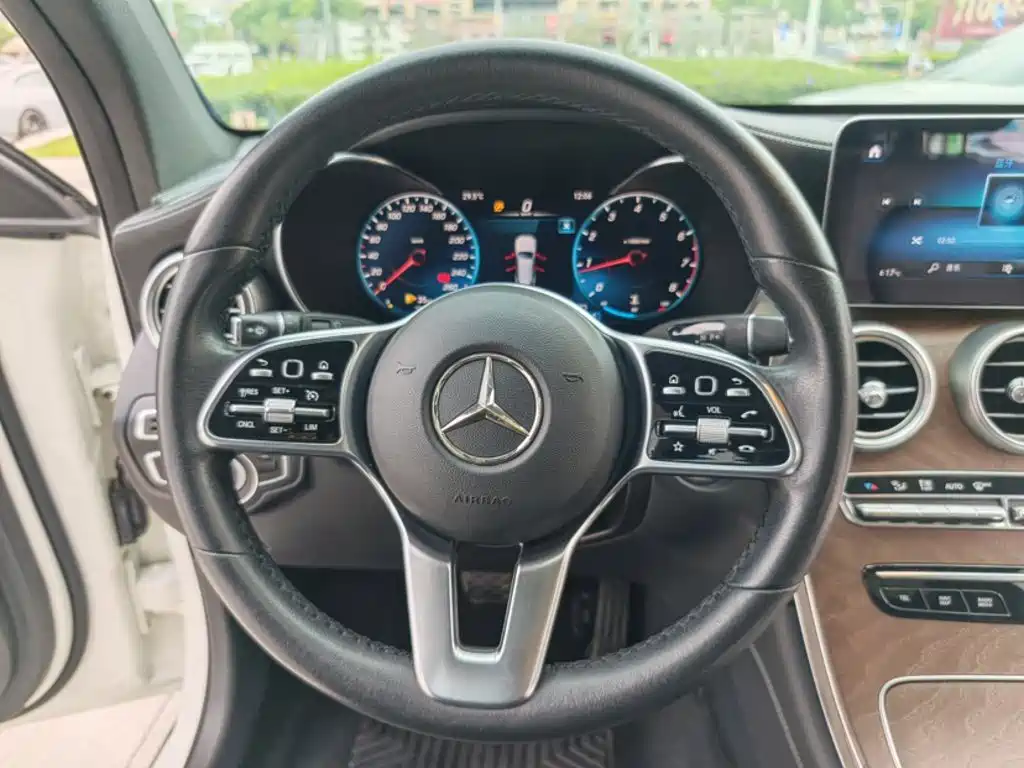 Mercedes-Benz GLC 2020 GLC 260 L 4MATIC luxury model купить на сайте DeffCars
