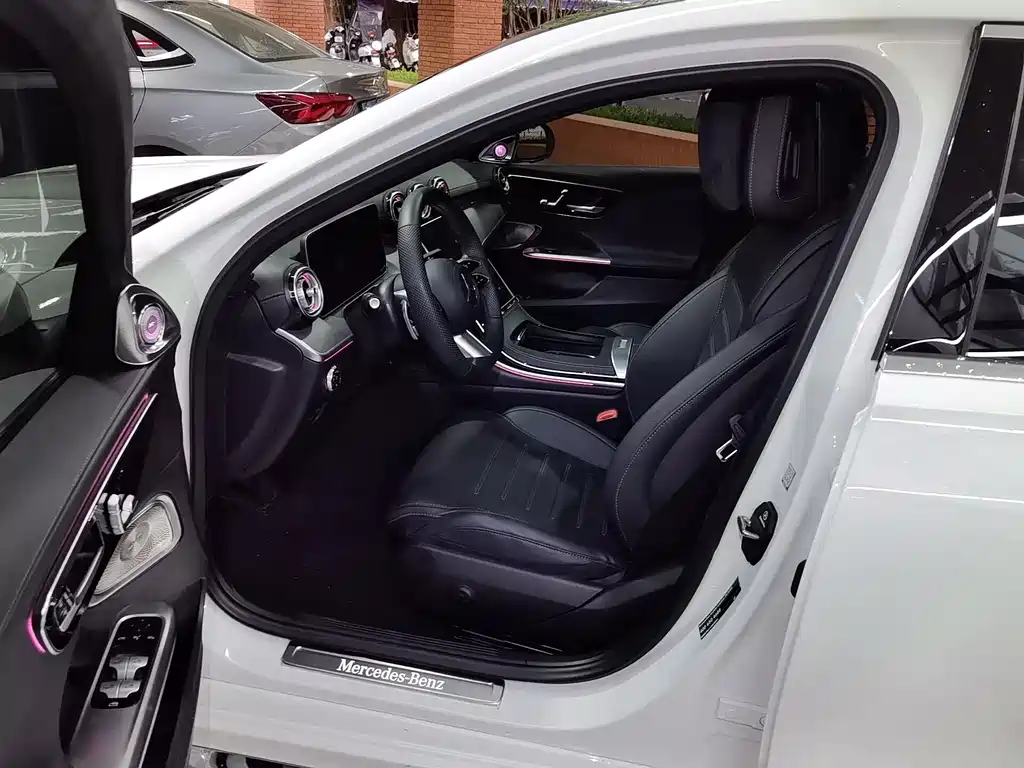 Mercedes-Benz C-Class 2023 facelift C 260 L sports version купить на сайте DeffCars