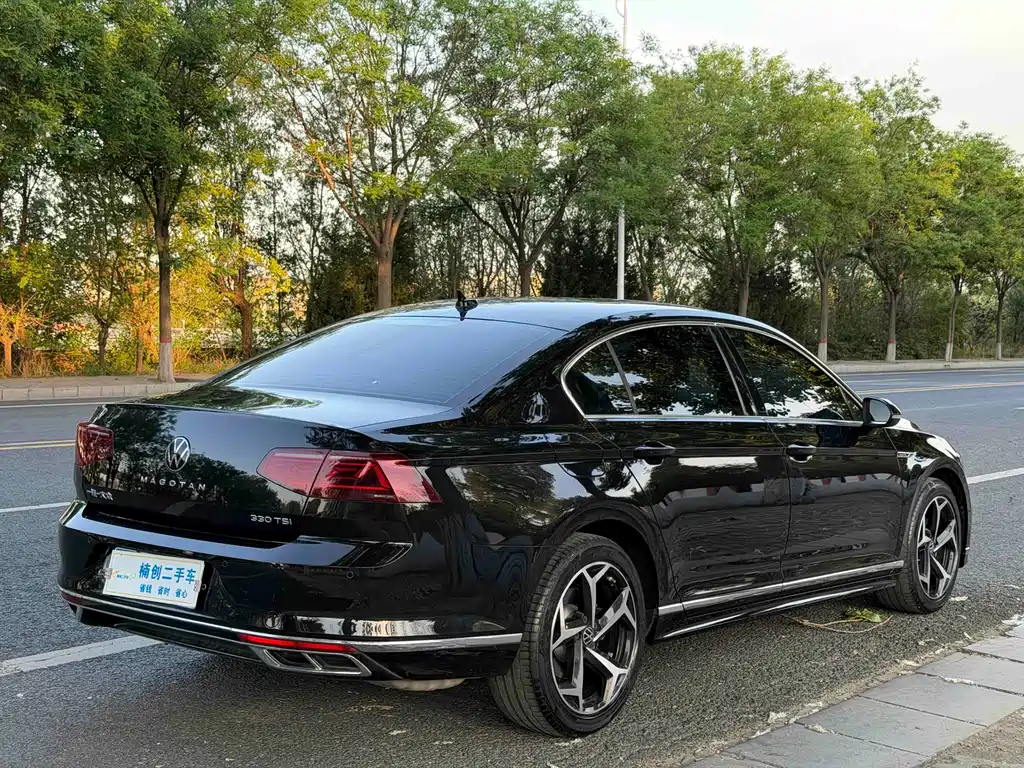 Magotan 2024 model 2 million public model 330TSI DSG luxury model купить на сайте DeffCars