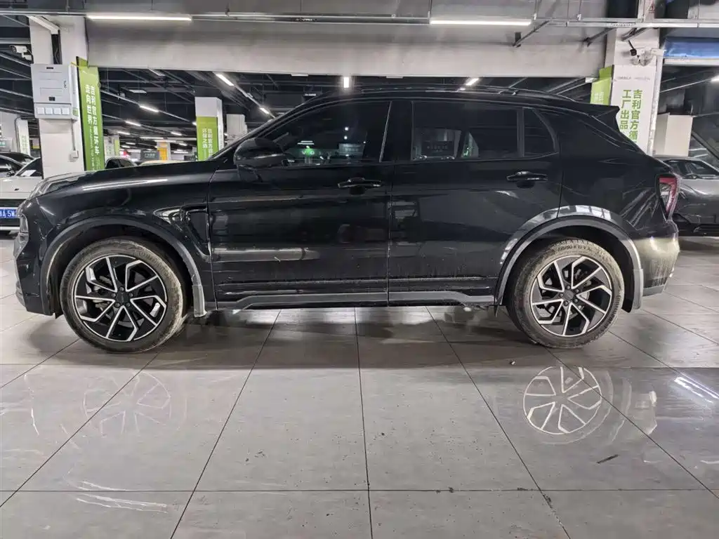 Lynk & Co 01 2023 1.5TD EM-F PM купить на сайте DeffCars