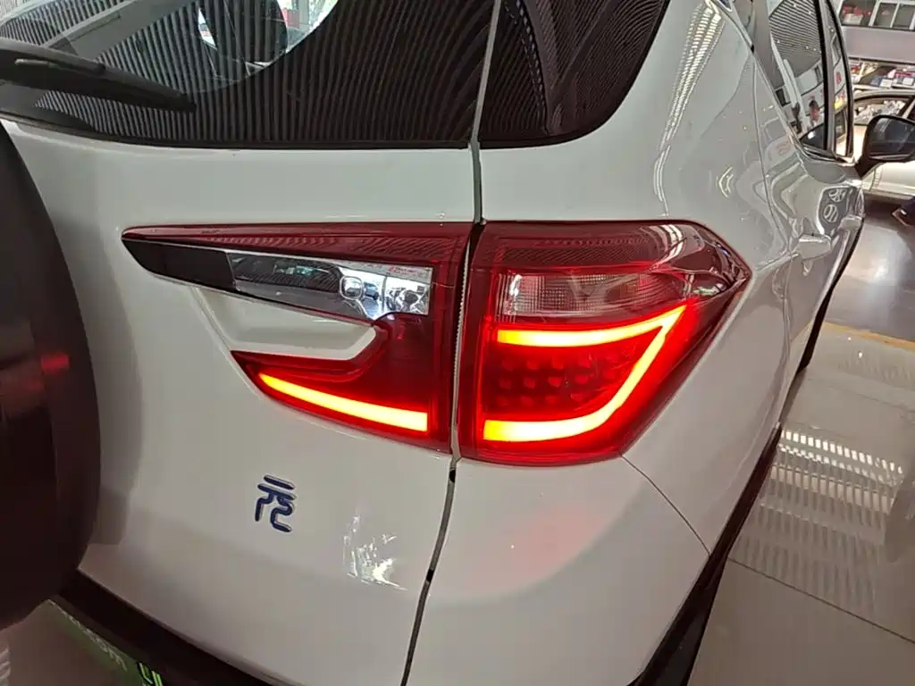 Yuan New Energy 2019 EV360 Intelligent Connected Enjoyment Model купить на сайте DeffCars