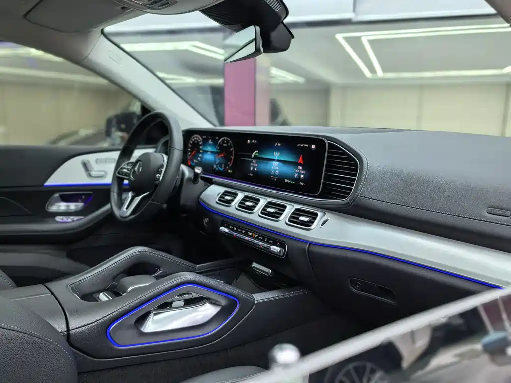Mercedes-Benz GLE Coupe 2020 GLE 350 4MATIC Coupe SUV Fashion купить на сайте DeffCars