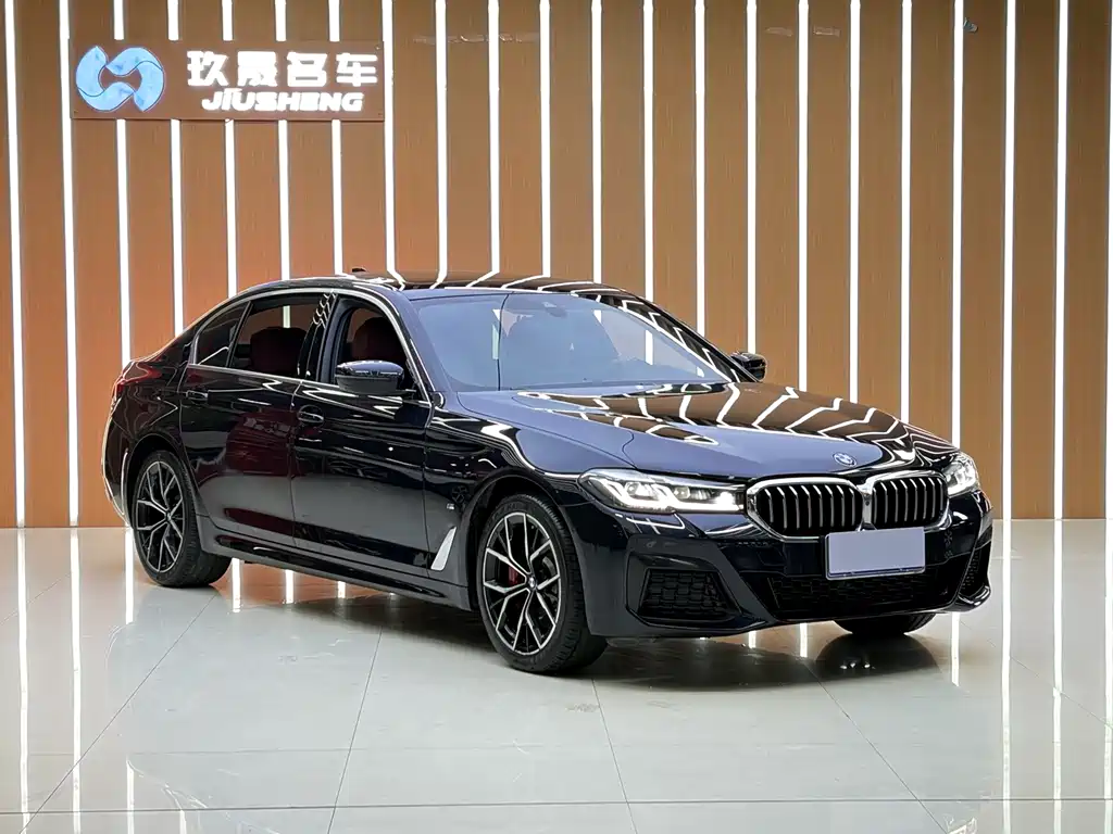 BMW 5 Series 2022 Facelift 2 530Li Exclusive M Sports Package купить на сайте DeffCars