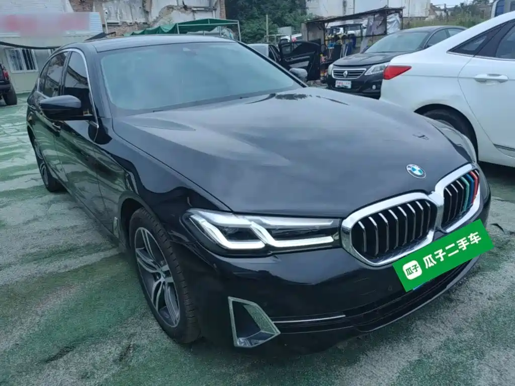 BMW 5 Series 2022 530Li Leading Luxury Package купить на сайте DeffCars