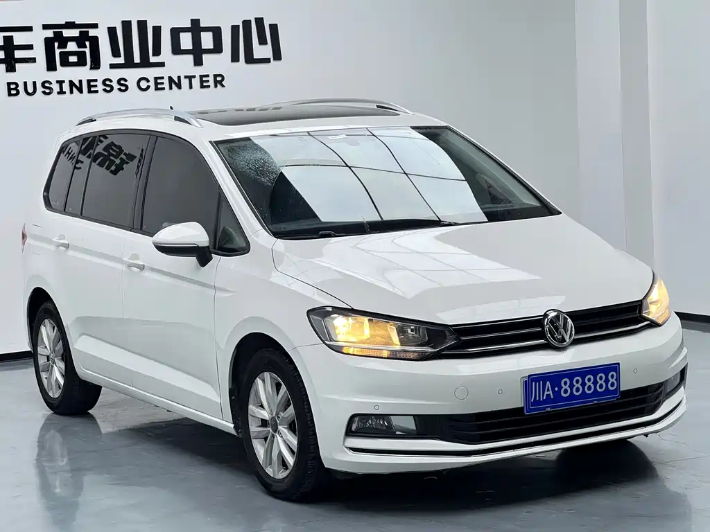 Touran 2018 Touran L 280TSI DSG Comfort Edition 7 seats National V купить на сайте DeffCars
