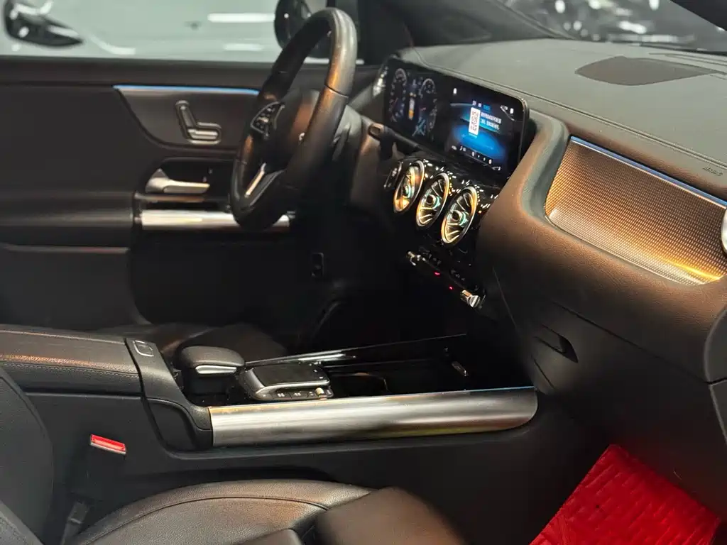 Mercedes-Benz GLA 2020 GLA 200 купить на сайте DeffCars