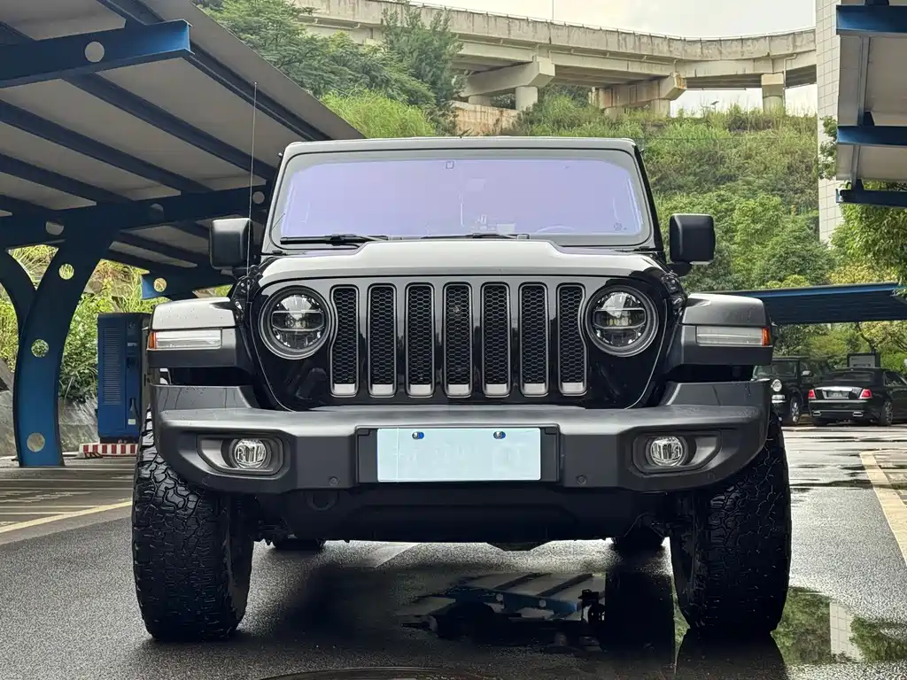 Wrangler 2021 2.0T Robin Han Four Door Edition купить на сайте DeffCars