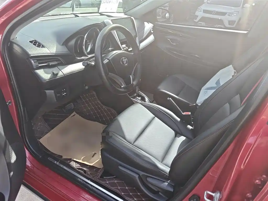 YARiS L Zhixuan 2020 Zhixuan X 1.5L CVT Deluxe Edition купить на сайте DeffCars