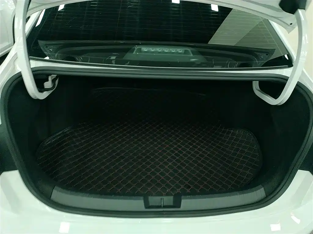 Sagitar 2023 300TSI DSG Super Edition купить на сайте DeffCars
