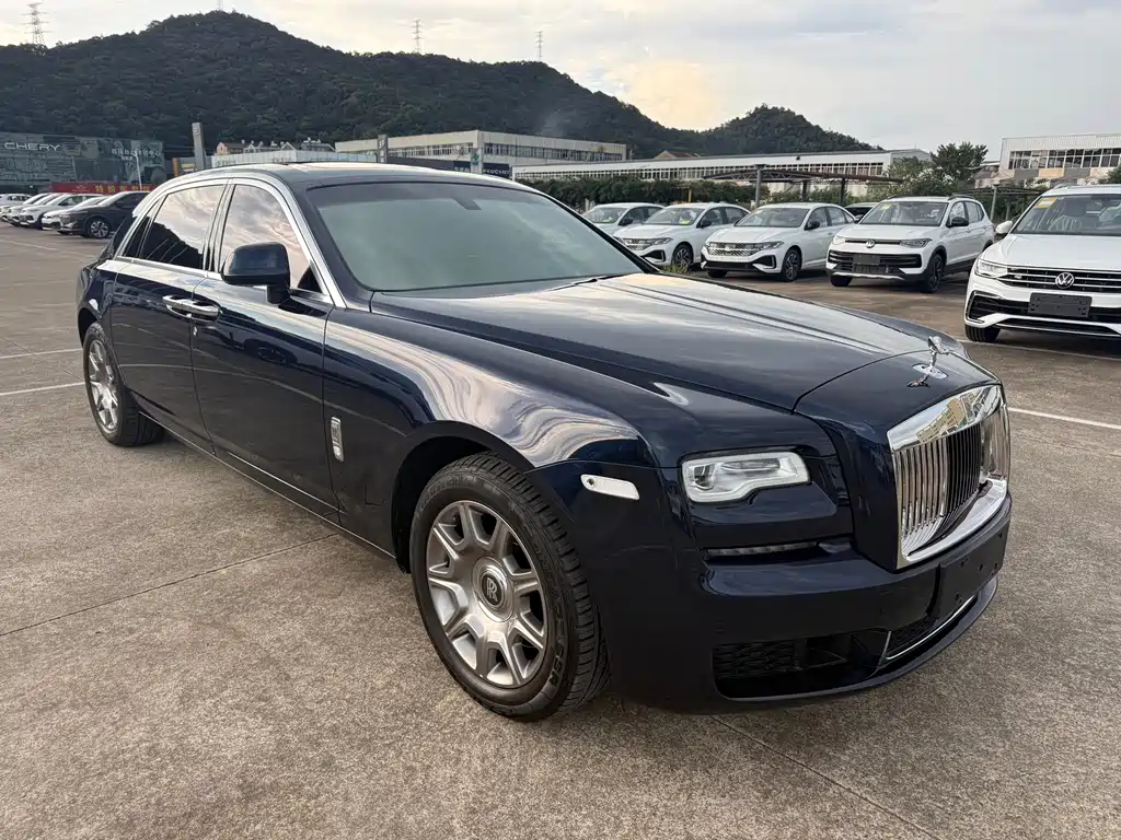 Ghost 2018 6.6T long wheelbase version купить на сайте DeffCars