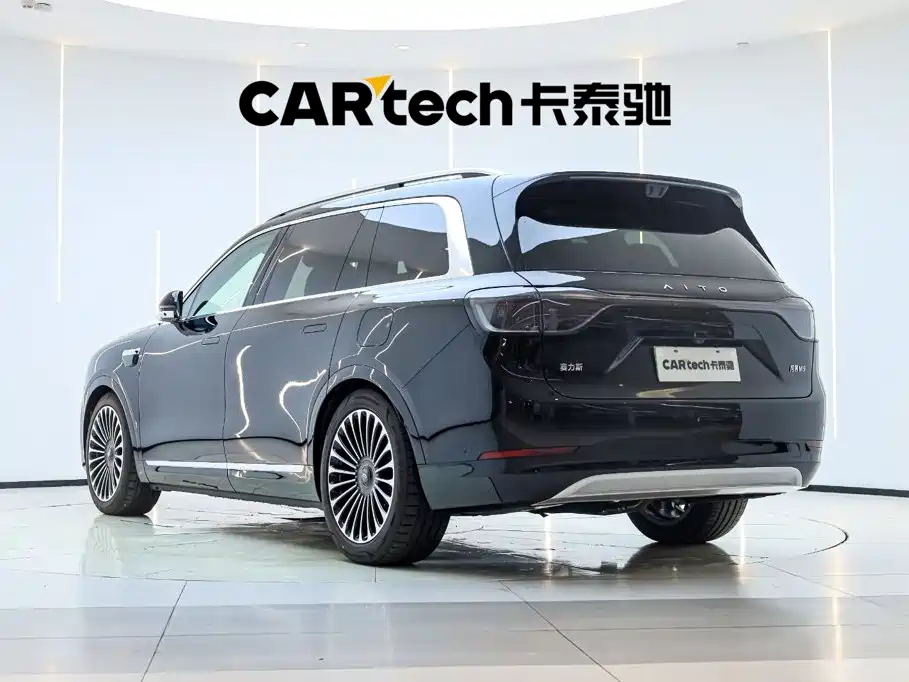 Wenjie M9 2025 extended range Ultra version 52kWh 6-seater version (192-line lidar) купить на сайте DeffCars