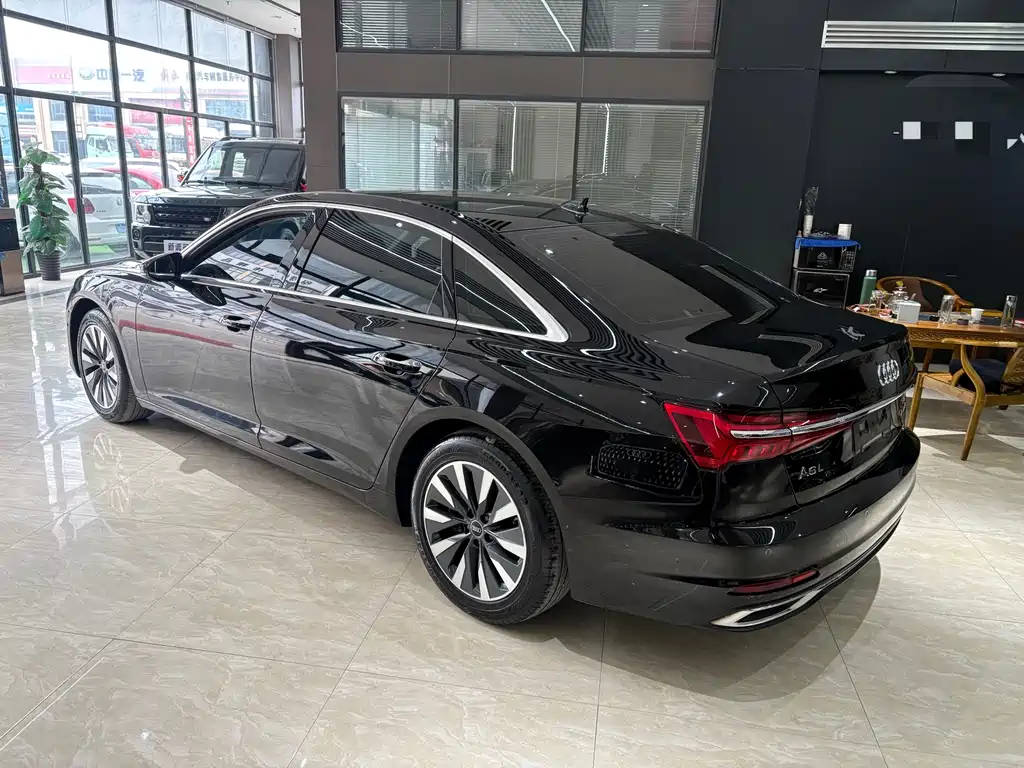 Audi A6L 2023 45 TFSI Premium Elegant Model купить на сайте DeffCars