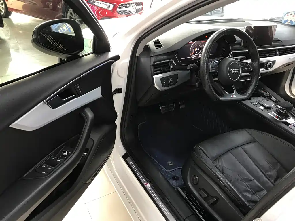 Audi A4L 2019 40 TFSI Fashion Type National V купить на сайте DeffCars