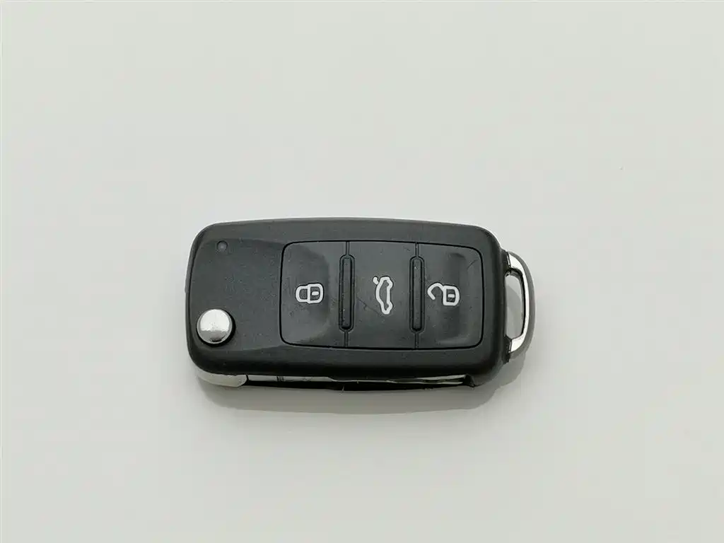 Polo 2018 1.5L automatic safe driving model купить на сайте DeffCars