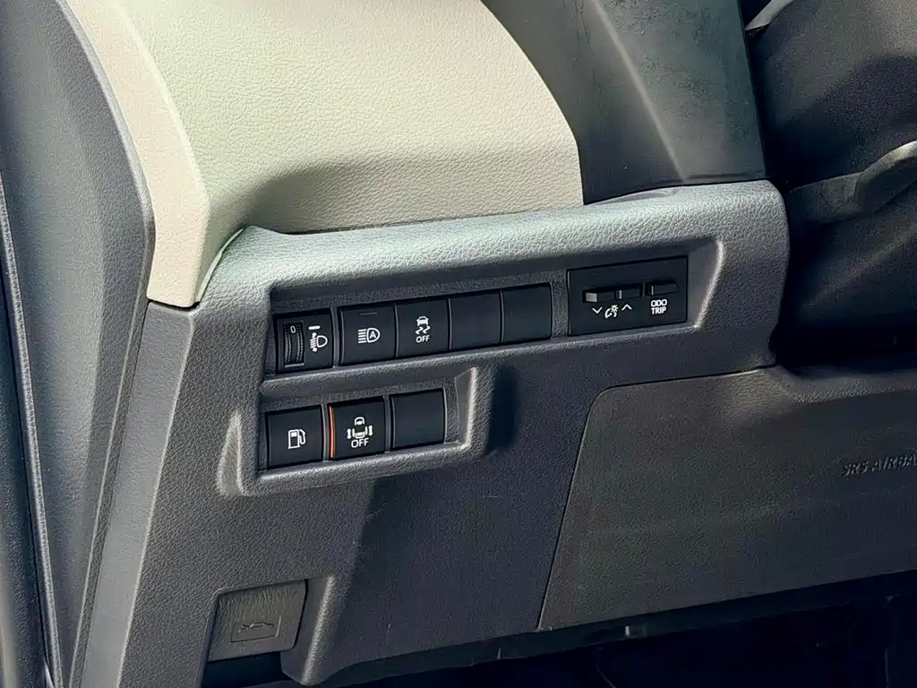 SIENNA 2024 2.5L Hybrid Comfort Edition купить на сайте DeffCars