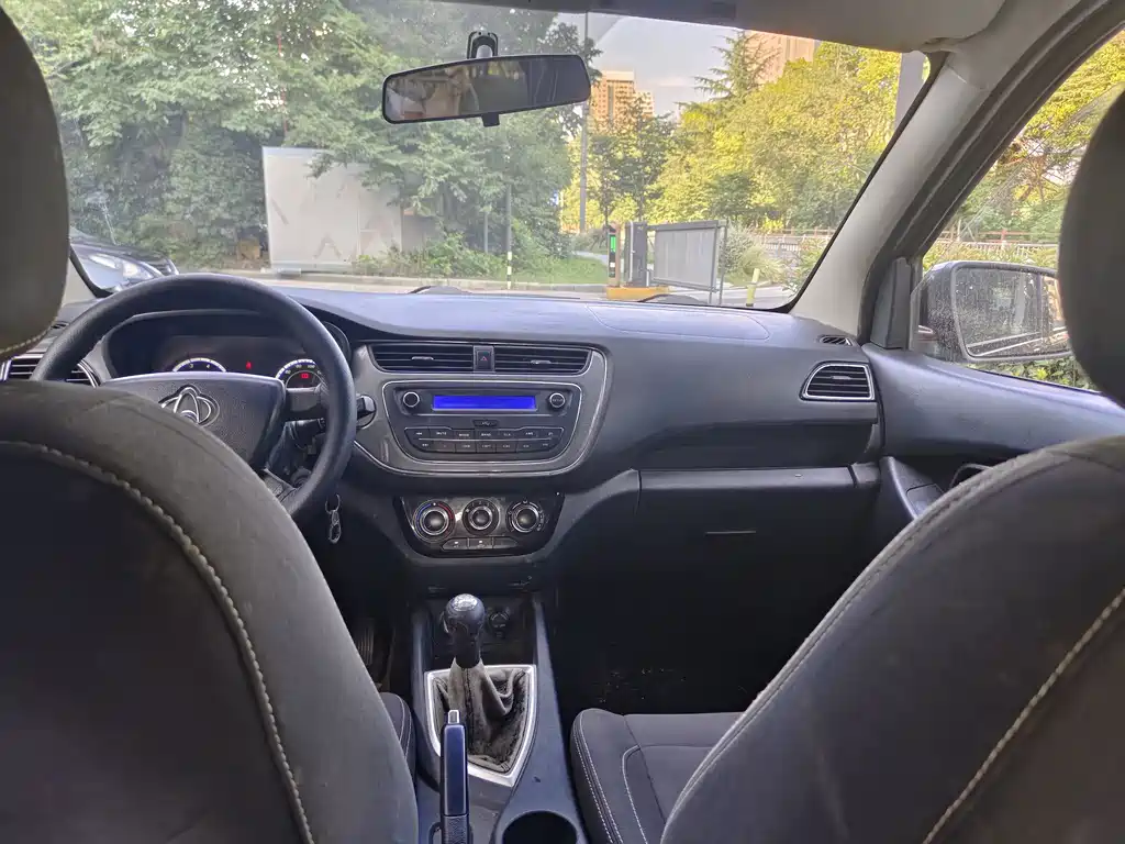 Uno S 2019 1.5L Uno S Economical JL473QG купить на сайте DeffCars