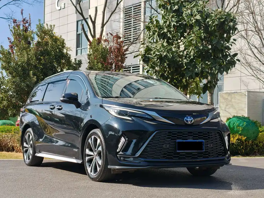 Grevia 2023 2.5L Hybrid Monarch VIP Edition купить на сайте DeffCars