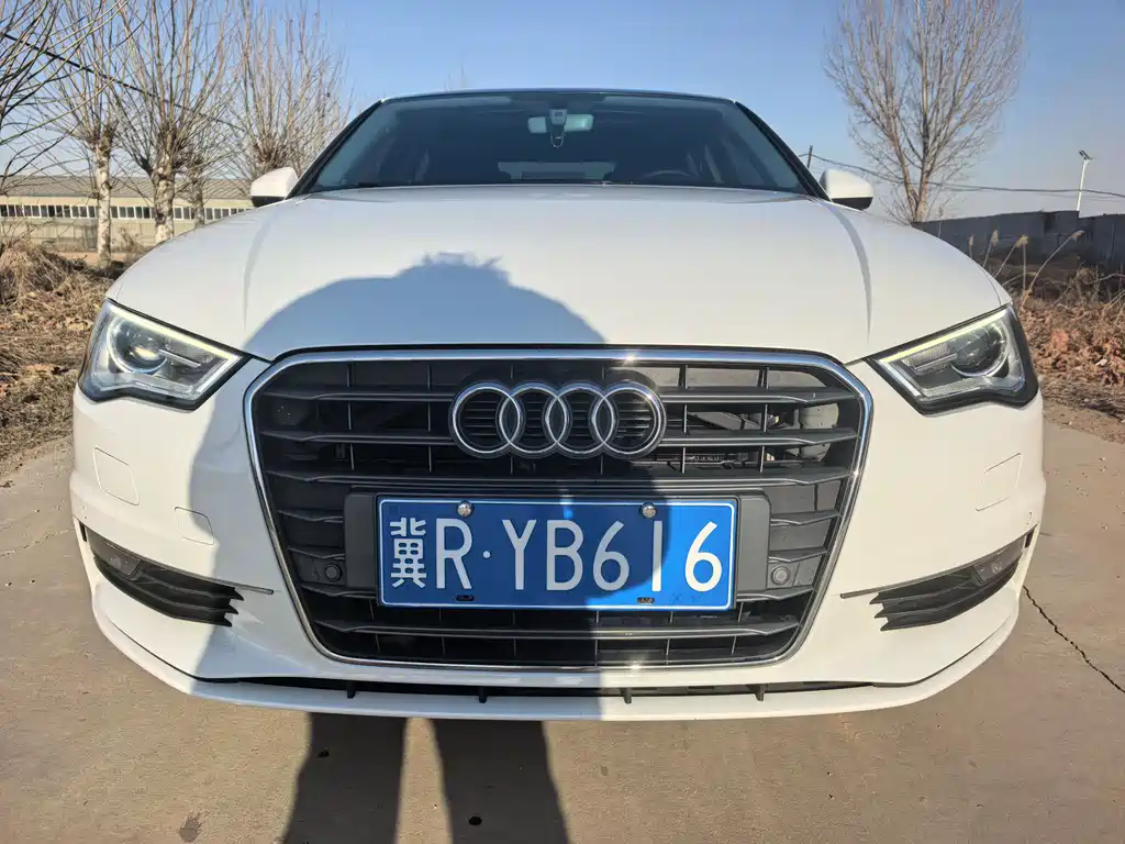 Audi A3 2016 Limousine 35 TFSI LinkedIn type купить на сайте DeffCars