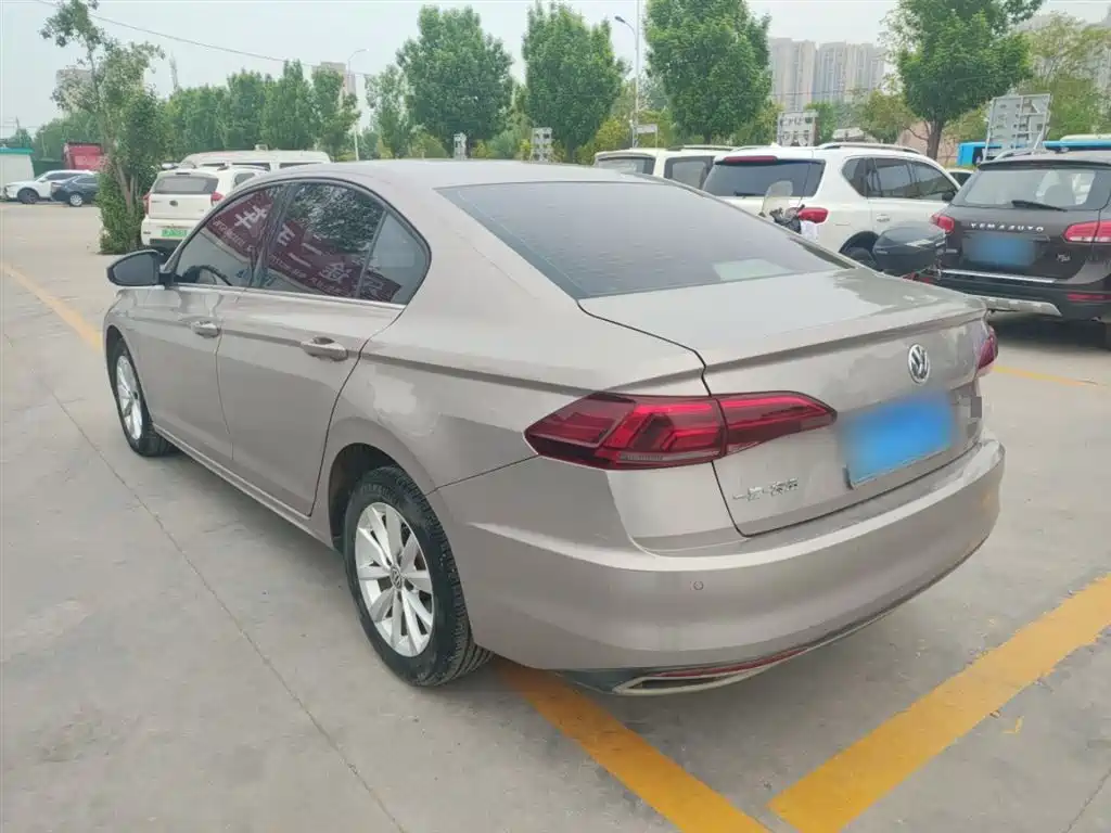 Bora 2020 1.5L automatic comfort model купить на сайте DeffCars