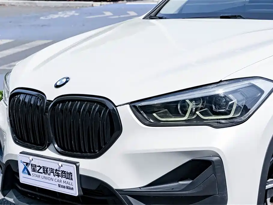 BMW X1 2021 sDrive25Li Leading Model купить на сайте DeffCars