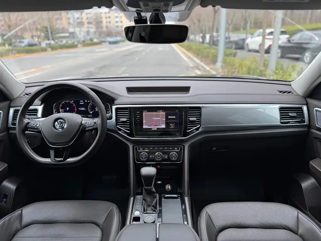 Touron 2020 facelift 380TSI four-wheel drive luxury version купить на сайте DeffCars