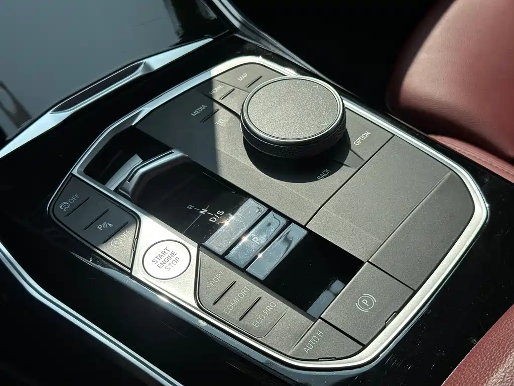 BMW 3 Series 2024 320Li M Sports Package купить на сайте DeffCars