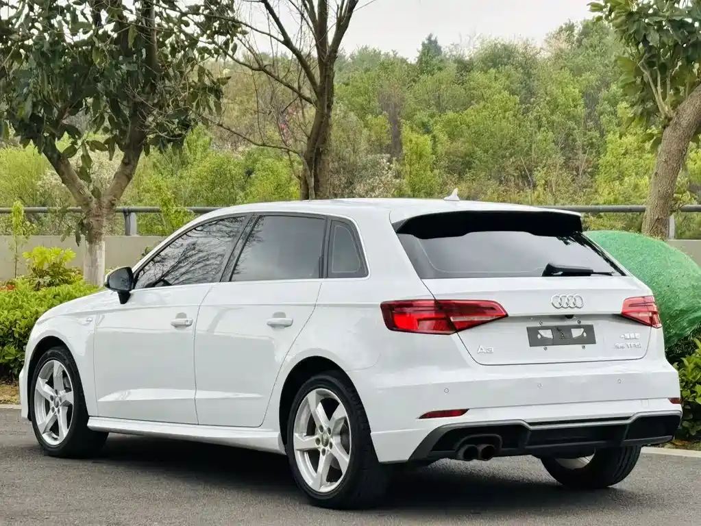 Audi A3 2018 30th anniversary model Sportback 35 TFSI fashionable model купить на сайте DeffCars