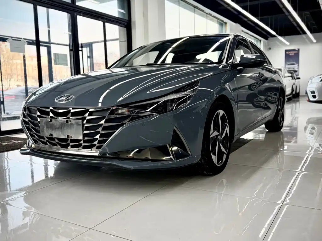 Elantra 2021 1.5L CVT LUX Premium Edition купить на сайте DeffCars