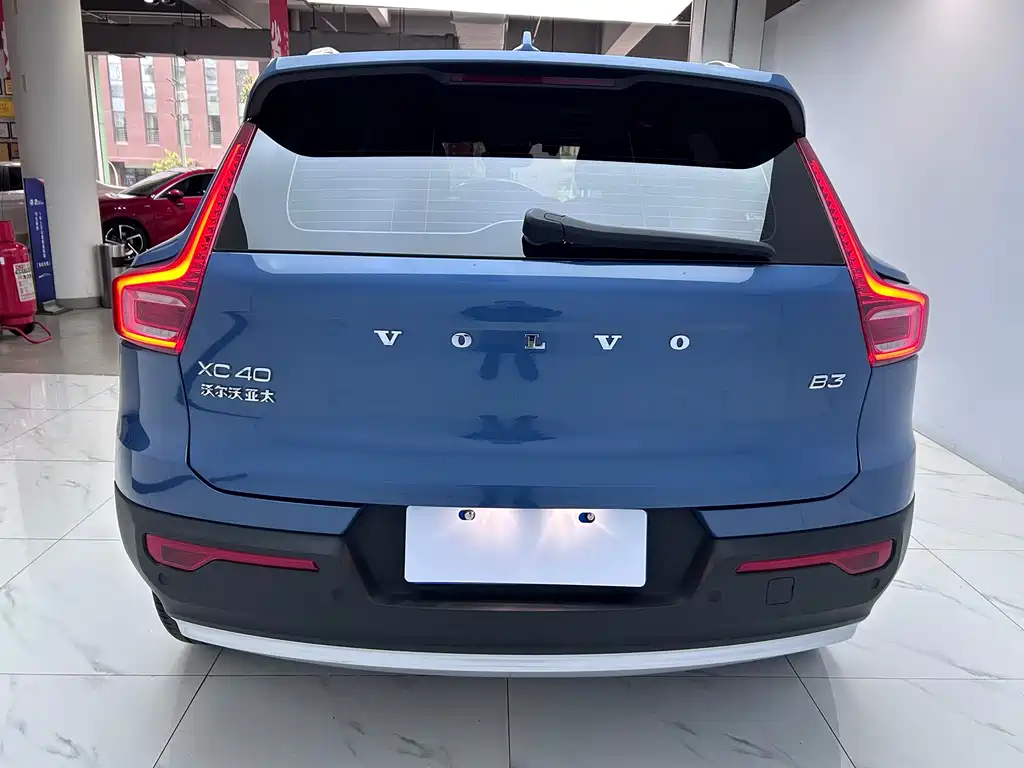 Volvo XC40 2024 B3 Zhiyuan Luxury Edition купить на сайте DeffCars