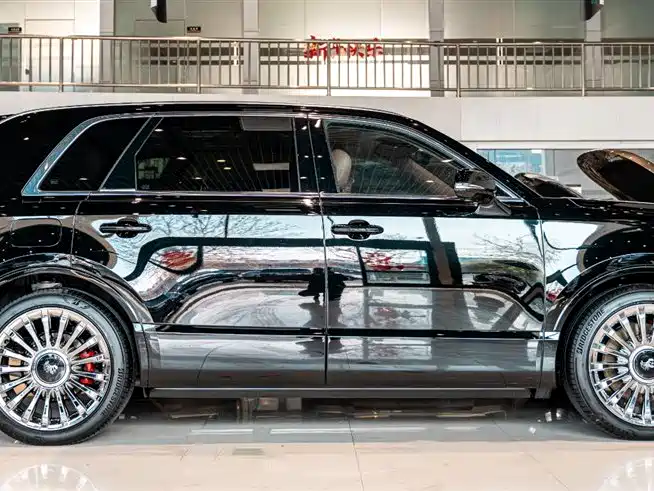 Shiji 2024 3.5L PHEV Basic Edition купить на сайте DeffCars