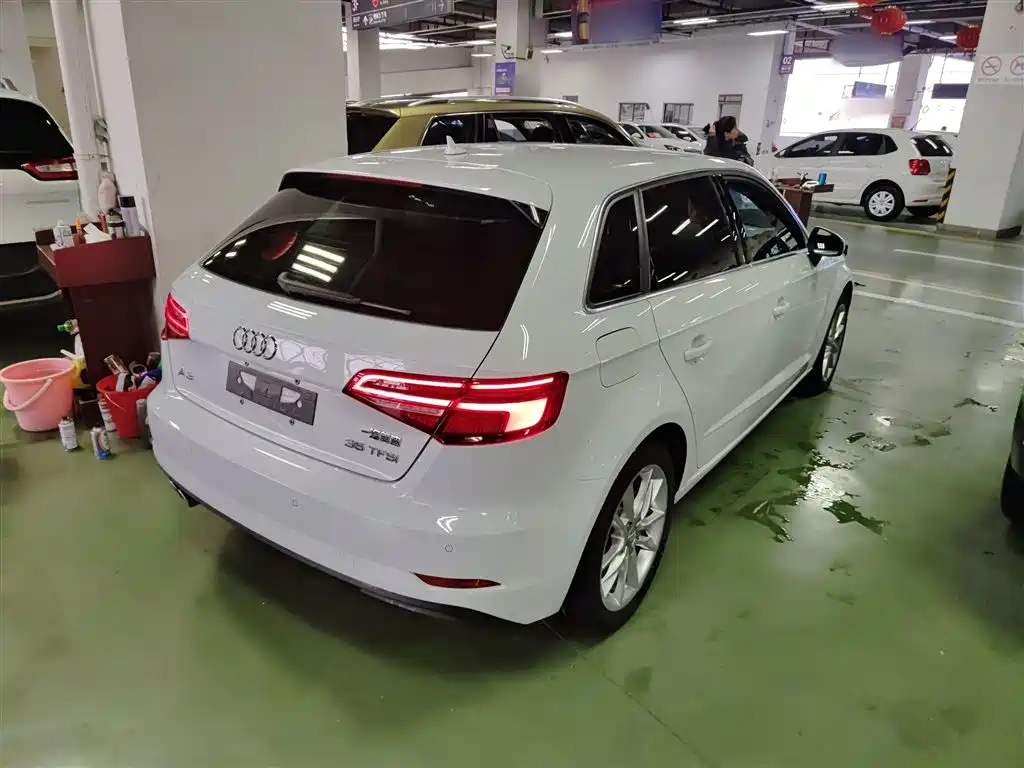 Audi A3 2018 30th Anniversary Model Sportback 35 TFSI Enterprising купить на сайте DeffCars
