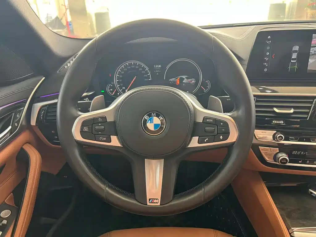 BMW 5 Series 2018 facelift 530Li leading M sports package купить на сайте DeffCars