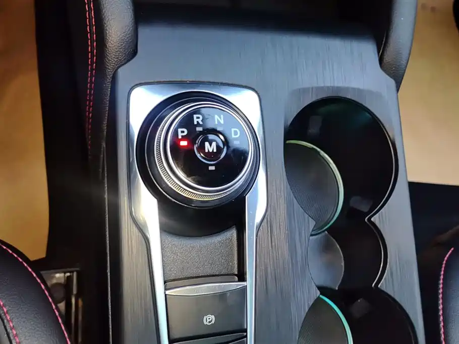 Focus 2020 Hatchback EcoBoost 180 Automatic ST Line купить на сайте DeffCars