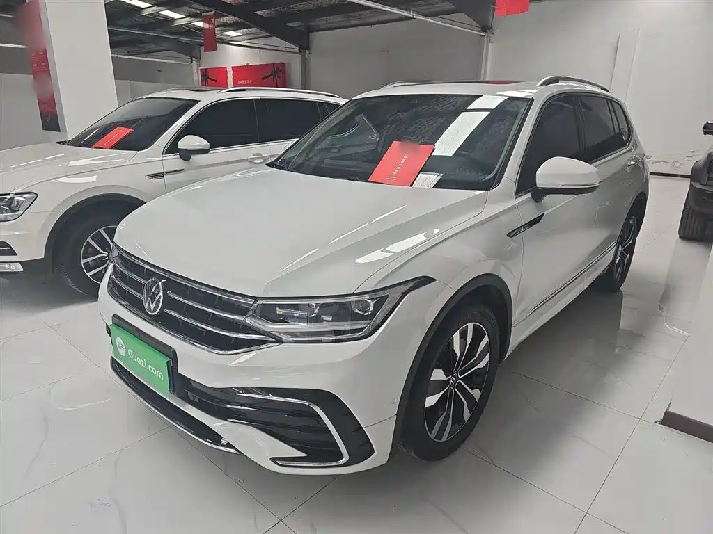 Tiguan L 2023 330TSI automatic two-wheel drive R-Line version купить на сайте DeffCars