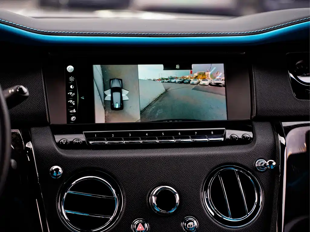 Cullinan 2020 Black Badge купить на сайте DeffCars