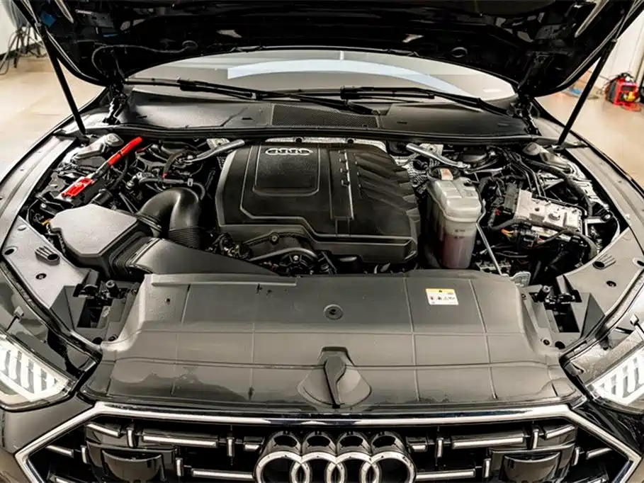 Audi A7L 2024 45TFSI S-line Dream Building Liquid Crystal Package купить на сайте DeffCars