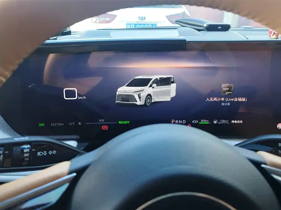 Buick GL8 New Energy 2024 Lu Zun Exclusive Edition 7 seats купить на сайте DeffCars