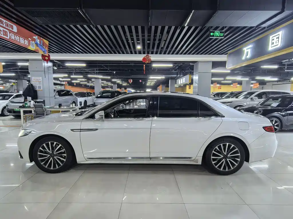 Lincoln Continental 2018 2.0T Two-wheel drive Premium Edition купить на сайте DeffCars