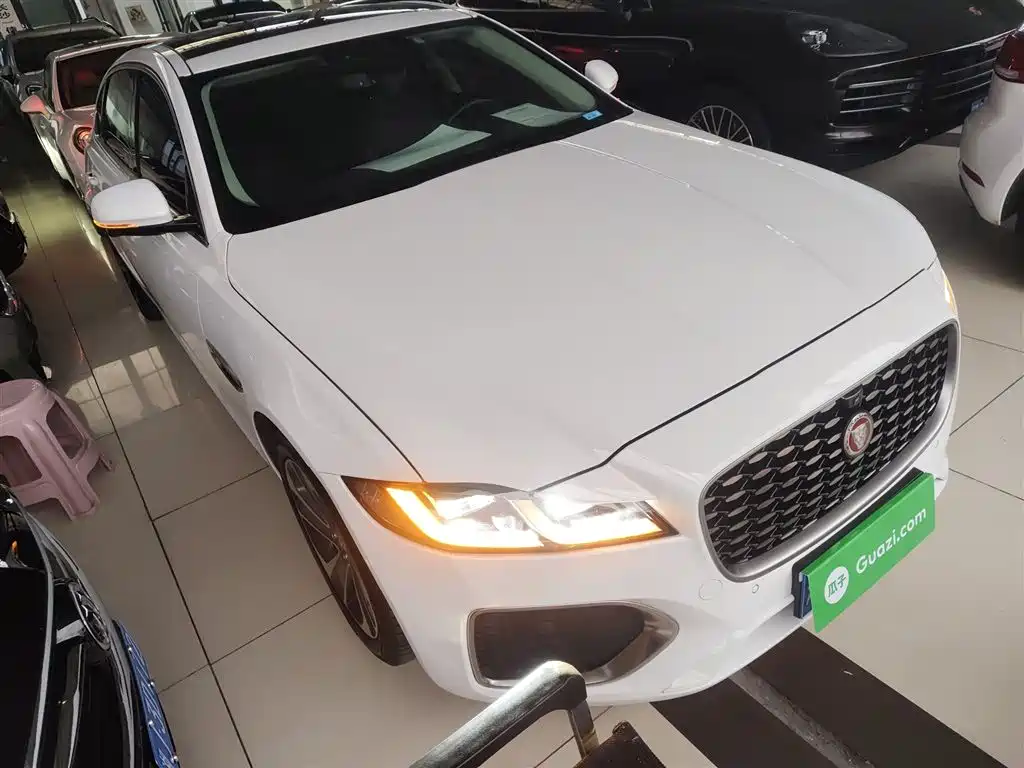 Jaguar XFL 2022 XFL 2.0T P200 2WD Elite Deluxe Edition купить на сайте DeffCars