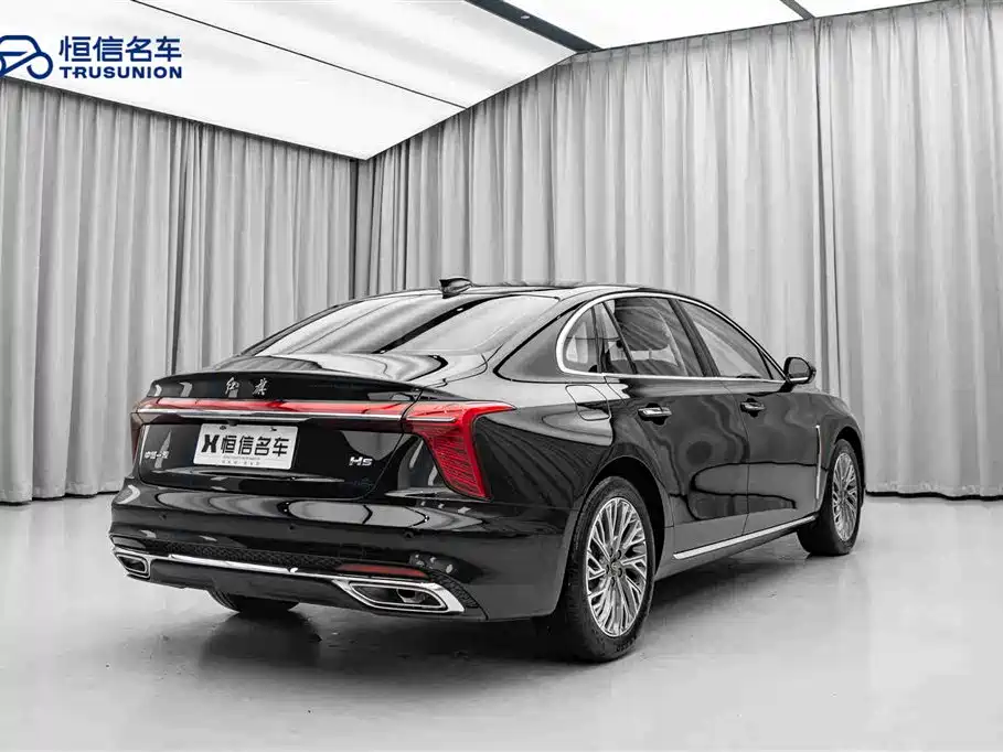 Hongqi H5 2024 2.0T Automatic Zhilianqichang Edition купить на сайте DeffCars