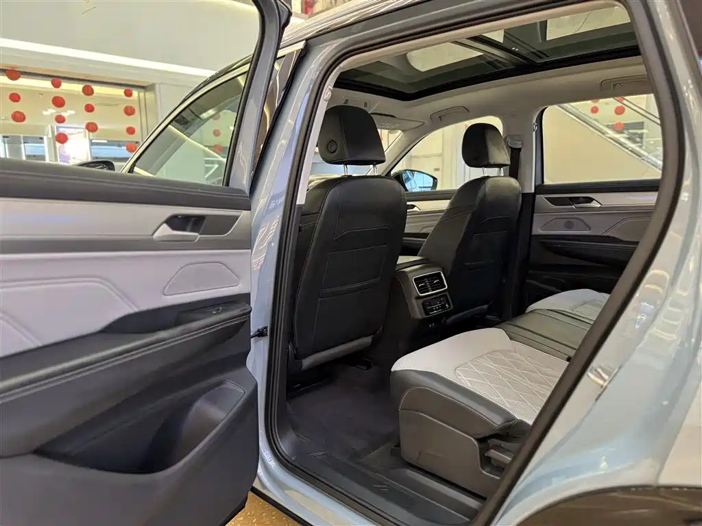 Lanxun 2023 380TSI four-wheel drive R-Line cruise version купить на сайте DeffCars