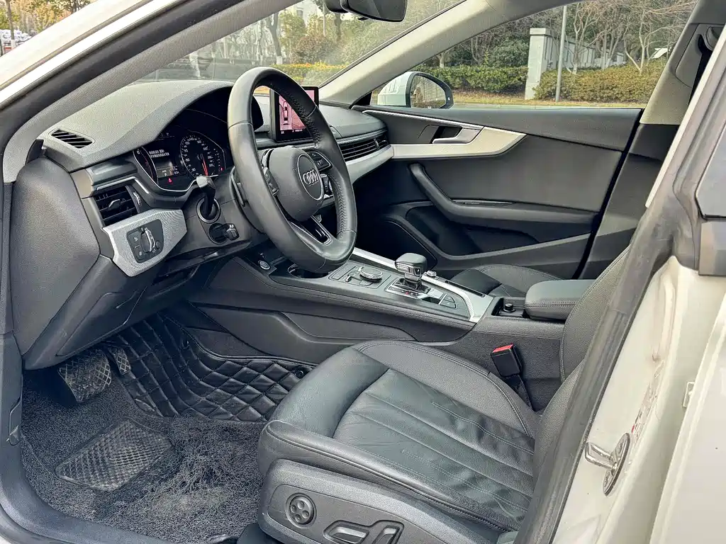 Audi A5 imported 2019 Sportback 40 TFSI fashionable model купить на сайте DeffCars