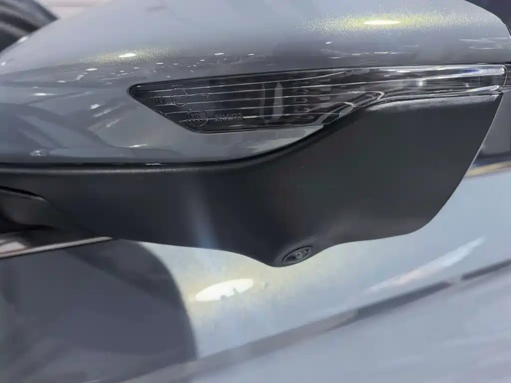 Emgrand 2023 4th Generation Champion Edition 1.5L CVT flagship model купить на сайте DeffCars