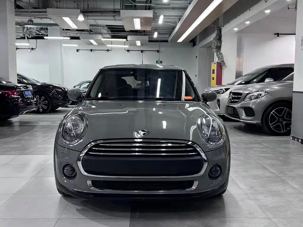 MINI 2020 1.5T ONE PLUS купить на сайте DeffCars