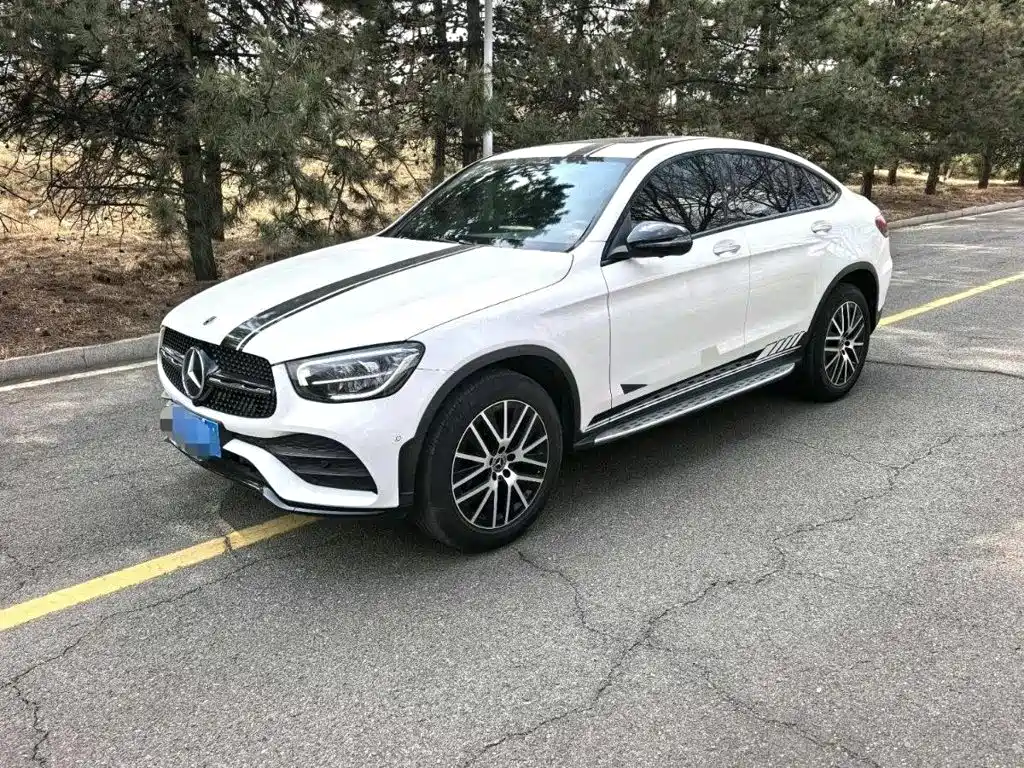Mercedes-Benz GLC Coupe 2022 GLC 300 4MATIC Coupe SUV купить на сайте DeffCars