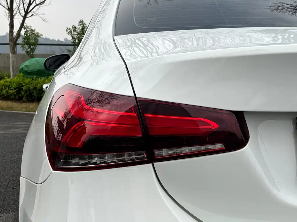 Mercedes-Benz A-Class 2021 A 200 L Sports Sedan Fashionable купить на сайте DeffCars