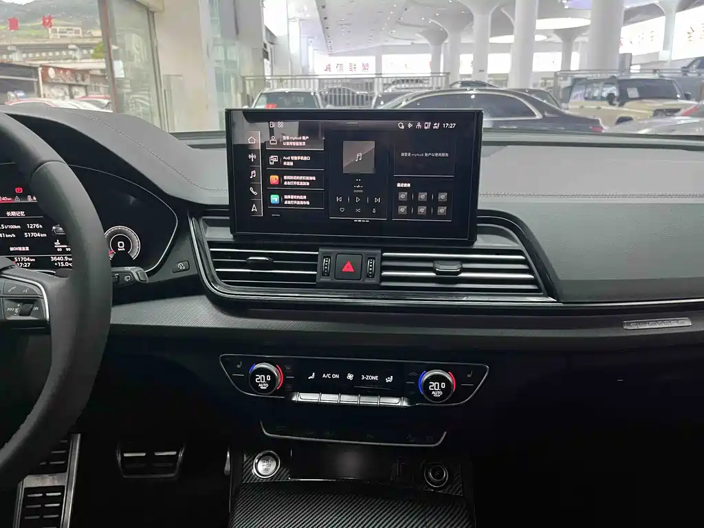 Audi Q5L 2023 40T luxury and dynamic model купить на сайте DeffCars